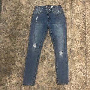 Seven women’s skinny jeans